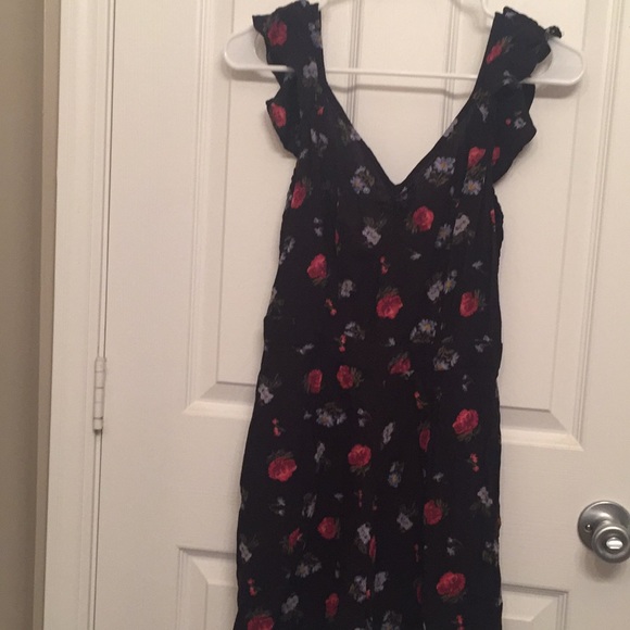 American eagle floral ruffle sleeve romper - Picture 4 of 13